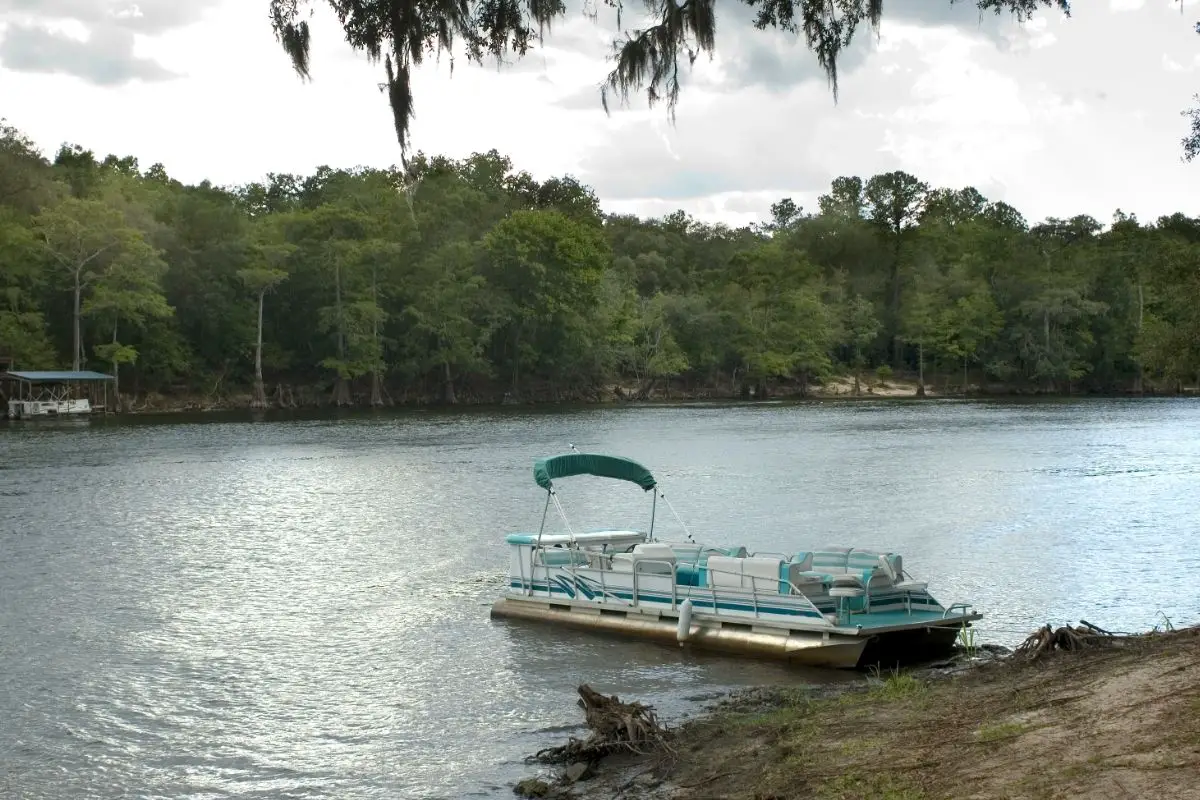 Average Pontoon Boat Weight With 51 Examples